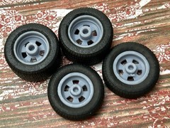 1/24 Scale: 15-inch “Cragar SS” Resin Wheels W/ Wide Rear Tires