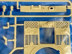 Tamiya 49504, 1/35 Tiger I Ausf. E Late Version Heavy Tank Model Kit, Vintage.