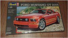 M23D Very rare sealed REVELL 07355 2005 FORD MUSTANG GT 1/25 Model Car kit