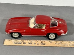 1/24 Scale Nicely Built 1963 Chevrolet CORVETTE Split Window RED Coupe Model Kit