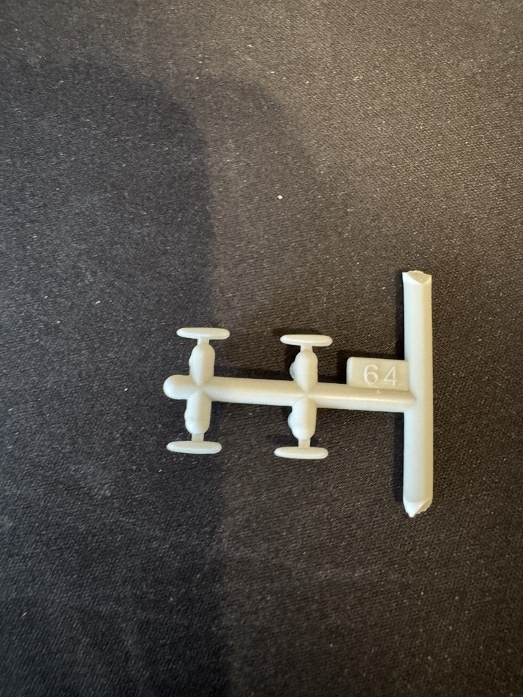AMT 31979 1/25 58 Edsel Pacer Parts Bash Final Assembly Bumperettes