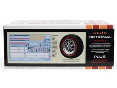 AMT 1305 1:25 Scale 1966 Ford Mustang Fastback 2+2 Collectible Plastic Model Kit