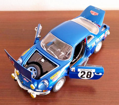 Burago 1:16 Model of Car Auto Renault Alpine A110-1600S Rallye Marrakech 1971