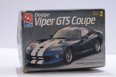AMT ERTL DODGE VIPER GTS COUPE SCALE 1:25 MODEL KIT 8055