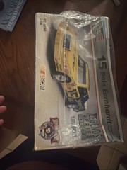 NIB 1998 DALE EARNHARDT WRANGLER #15 THUNDERBIRD 1/24 REVELL MODEL KIT #85-3150
