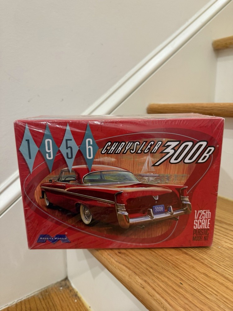 Moebius Models 1207 1956 Chrysler 300b Plastic Model Kit