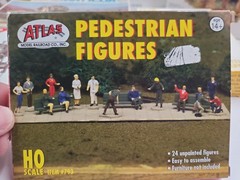 8 Vintage Model Military Kits, Tanks, Rangers And Figures