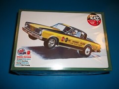 1:25 Scale Hurst “Hemi Under Glass” Barracuda R/E Wheel Stander Drag Car