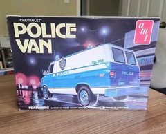 AMT Chevrolet Police Van 1:25 Scale Model Kit New Sealed Bags Very rare Kit