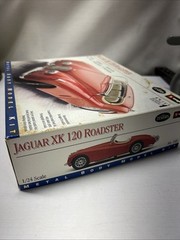 Vintage 1993 TESTORS Burago JAGUAR XK 120 Roadster Metal Body 1:24 Model Kit 168