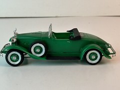 1:32 Scale Pyro 1930 Packard Boat Tail Roadster