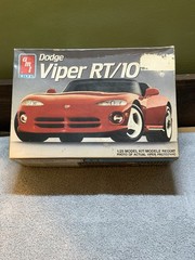 AMT Ertl Dodge Viper RT/10 1:25 Model Kit 6808 Open Box Complete 1992