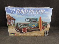 Revell ’37 Ford Pickup with Surfboard – 1:25 Scale Plastic Model Kit 85-4516