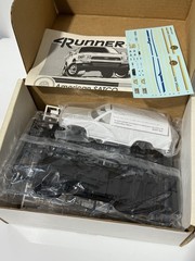 AMERICAN SATCO Toyota 4RunnerT 1.24 Scale Limited Edition Model Kit openbox