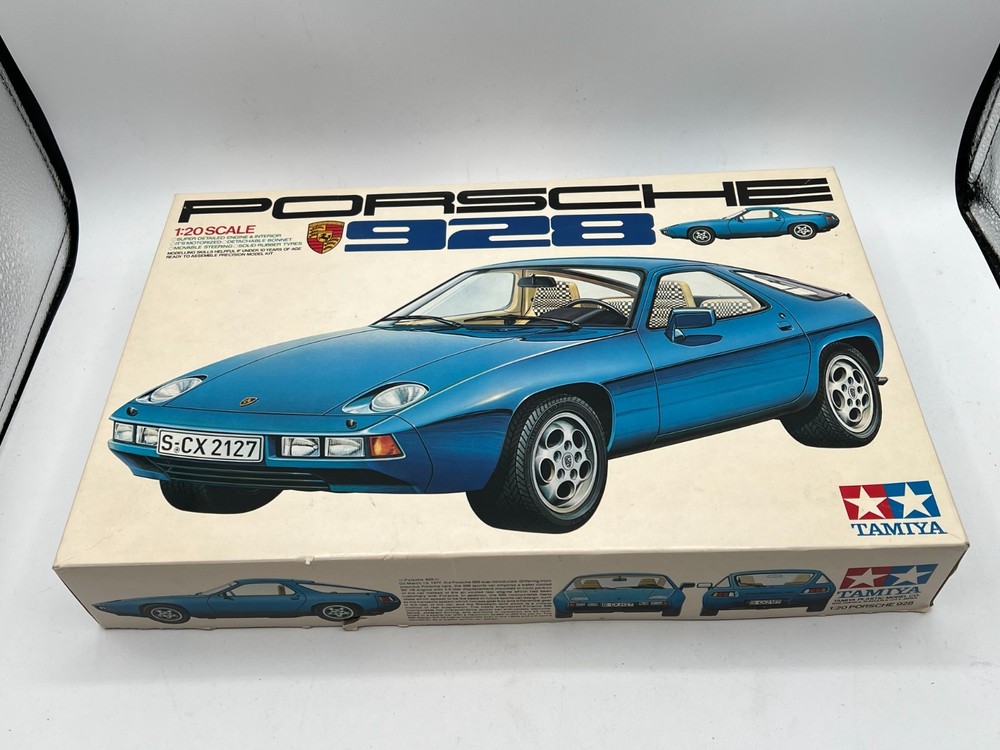 Vintage Tamiya Porsche 928 1/20 Model Kit No. GC-2003 *PARTIALLY ASSEMBLED READ*