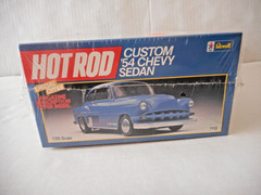 Vintage Revell Hot Rod Custom ’54 Chevy Sedan #7113 Model Kit 1/25 NOS