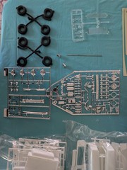 Revell ’65 Chevy Stepside Pickup & Hemi-Hydro Combo. SEALED INSIDE.
