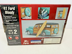 AMT Custom Shop ’41 Ford Woody 1:25 Scale Model Kit #30248 Predecorated Sealed