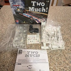 AMT Model King Two Much! Twin-Engine Dragster 1:25 Plastic Kit #21489P