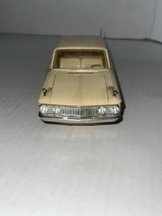 Vintage AMT 1960 Mercury Comet Sedan promo model 1/25 white