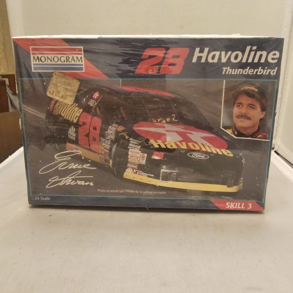 Monogram Ernie Irvan Havoline #28 Ford Thunderbird Nascar 1/24 McM