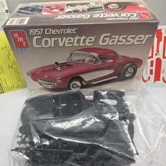 AMT 1/25 57 1957 Chevy Chevrolet Corvette Gasser #6355 Model Kit Bags