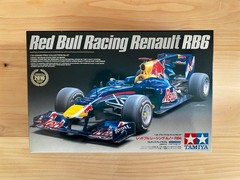 TAMIYA 1/20 Red Bull Racing Renault RB6 ”Grand Prix Collection No. 67” used
