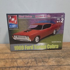 AMT 1969 Ford Torino Cobra Kit # 31745 Sealed