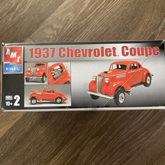 AMT ERTL 1937 Chevrolet Coupe Classics 1/25 scale. Open box/Sealed Parts