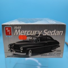 1991 AMT ERTL 1949 Mercury Sedan 1/25 Plastic Model Car Kit 6815, New Sealed!