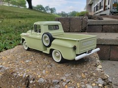 1957 Chevrolet 3100 Pickup Truck – Pro Built Vintage AAM Resin – 1/25