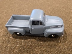 Maisto 1948 Ford F-1 Pickup Truck Gray 1/25 Diecast Model Toy Metal