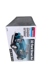 ’32 Ford Street Rod 1:24 Classic Cruiser Scale Monogram 0882 ,Model Kit,Level 4