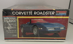 Monogram Chevrolet Corvette Roadster Metal Flake 1/24 Model Kit 2742 – Sealed