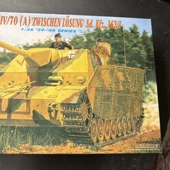 DML 6015 Panzer IV/70 (A) ‘Zwischen Losung’ Sd. Kfx. 162/1 German Tank 1/35
