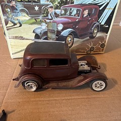 AMT RARE ORGINAL ISSUE BONNIE & CLYDE 1932 FORD VICTORIA KIT 1/25 Needs Finishin