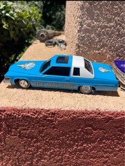 Vintage Lindberg Homie Hopper Ice Machine 79 Cadillac Lowrider 1/25