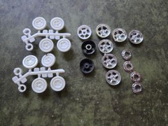 1/25 HOT ROD WHEELS AND CHROME DISC BRAKES