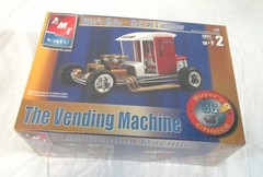 2003 AMT/ERTL #31920, Vending Machine, Buyer’s Choice, 1:25 Scale Model Kit, NIB