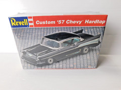 1995 – Revell Custom ’57 Chevy Hardtop – 1:25 Unassembled Kit – Skill 3 – 7123
