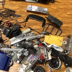Miscellaneous Model Parts Used Parts Only Almost 2 Pounds