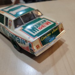 Darrell Waltrip Mountain Dew Buick Built Model Kit NASCAR Winston Cup READ