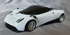 PAGANI HUAYRA SUPER CAR COUPE MODEL 1:24 SCALE