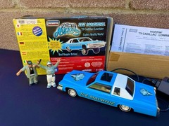 Lindberg Homie Hoppers Ice Machine ‘79 Cadillac Lowrider 1:25 Scale NIB