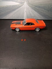 Revell Street Burner ’70 Dodge Challenger 2’n1 RT/ 1:25 Well Built Kit 4213 S6