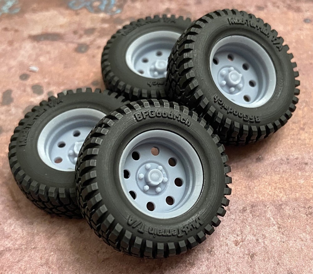 1/24 Scale: 18-Inch AR Baja Wheels W/ Mud Tires; Jeep, Resin 1/25