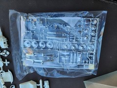amt ’49 Mercury Coupe 3 in 1 customizing kit 1/25 Round 2