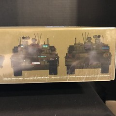ACADEMY 13560 POLISH LAND FORCES K2GF TANK MODEL KIT-NIB-1/35 SCALE