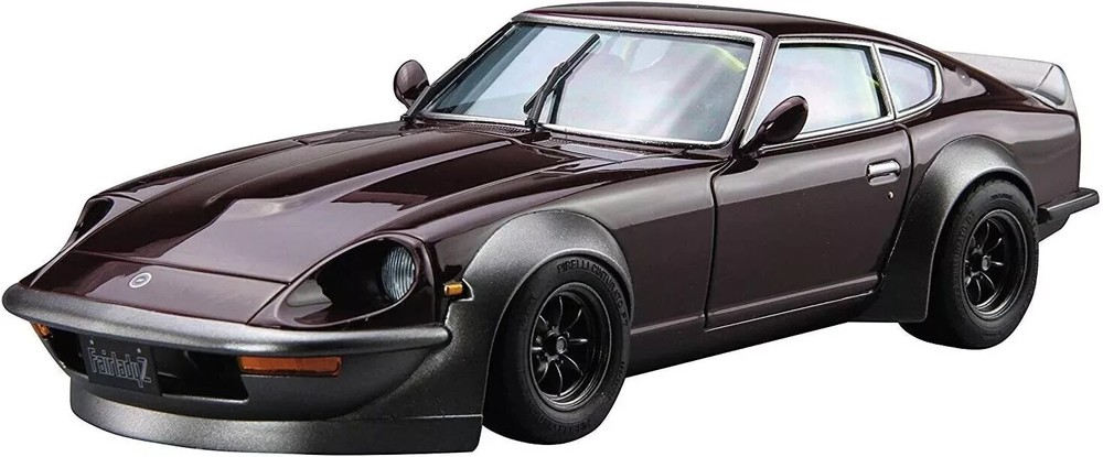 Aoshima The Model Car Series No. 30 Nissan S30 Fairlady Z Aero Custom ’75 1/24