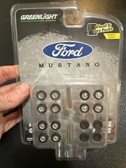 Greenlight Auto Body Shop 1:64 Wheel & Tire Pack Series 5 – Ford Mustang 16090-C